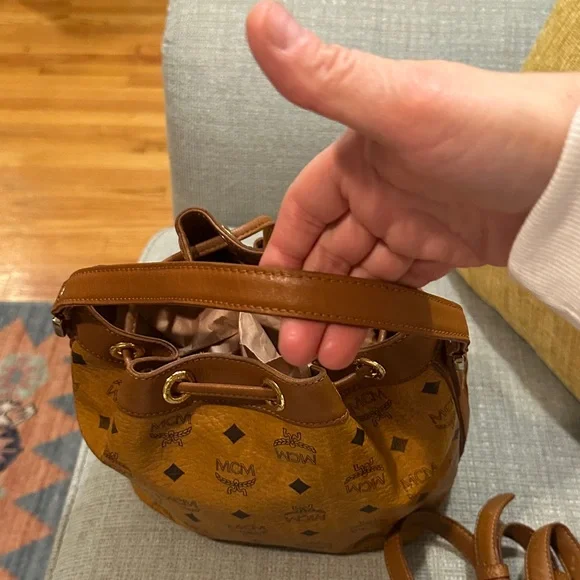 MCM Tan Leather Shoulder Bag - Picture 7 of 8